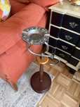 Cinzeiro alto estilo vintage