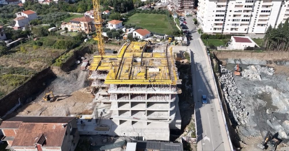 Продаж квартир в новобудові преміум класу в Чорногоріі