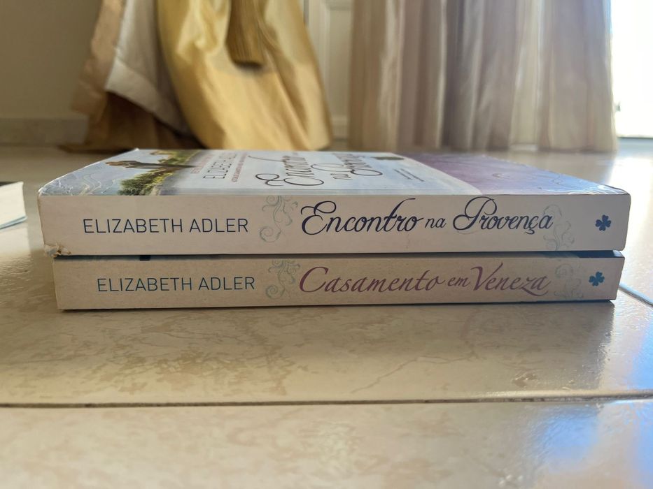 2 livros da mesma autorade romance