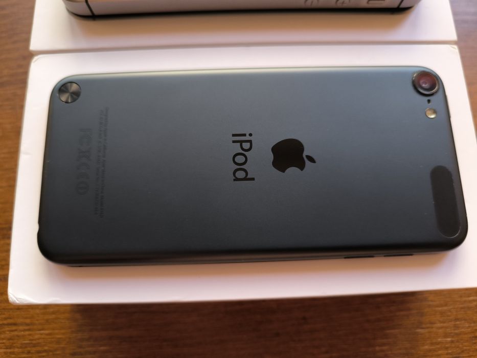 Iphone 5se , + Ipod 5