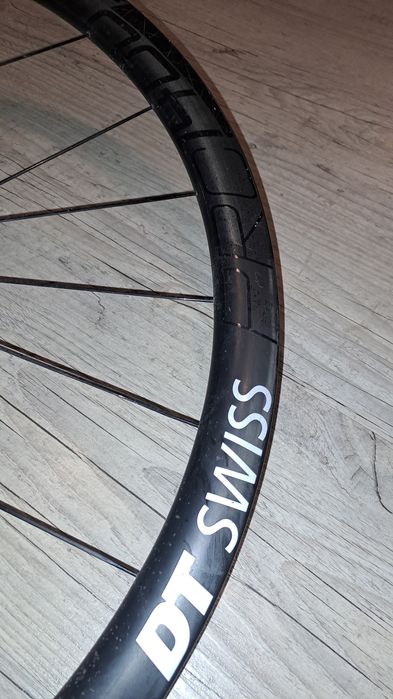 Koło tylne DT Swiss Dicut PRC1400 disc 35mm 240s Shimano