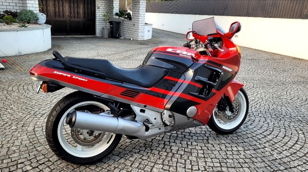 Honda CBR 1000 F 1990