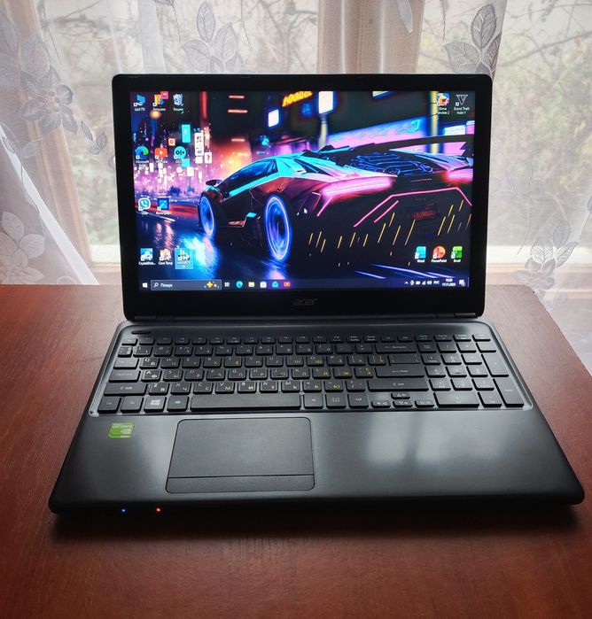 Acer 15,6" GeForce 820m 8Gb/628Gb SSD+Hdd