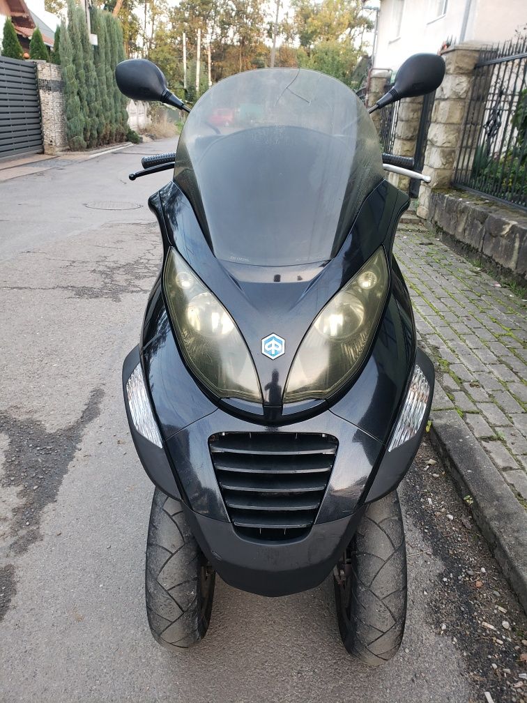 Скутер Piaggio Mp3 125cc