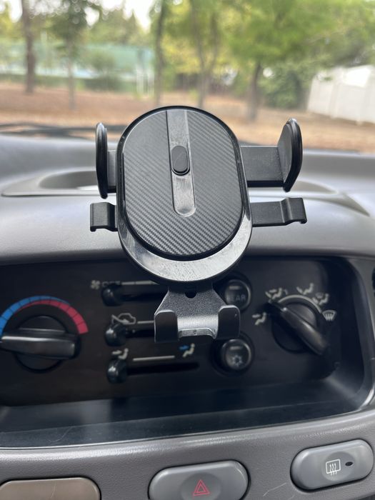 Mitsubishi L400 - 8 lugares