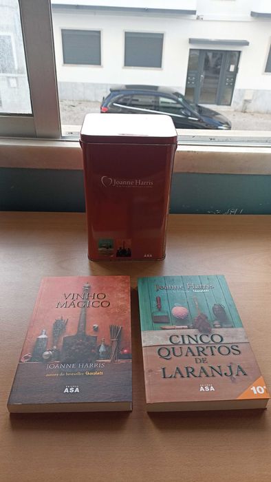 Conjunto 2 Livros "Chocolate" & "Vinho Mágico"- Joanne Harris c/ caixa