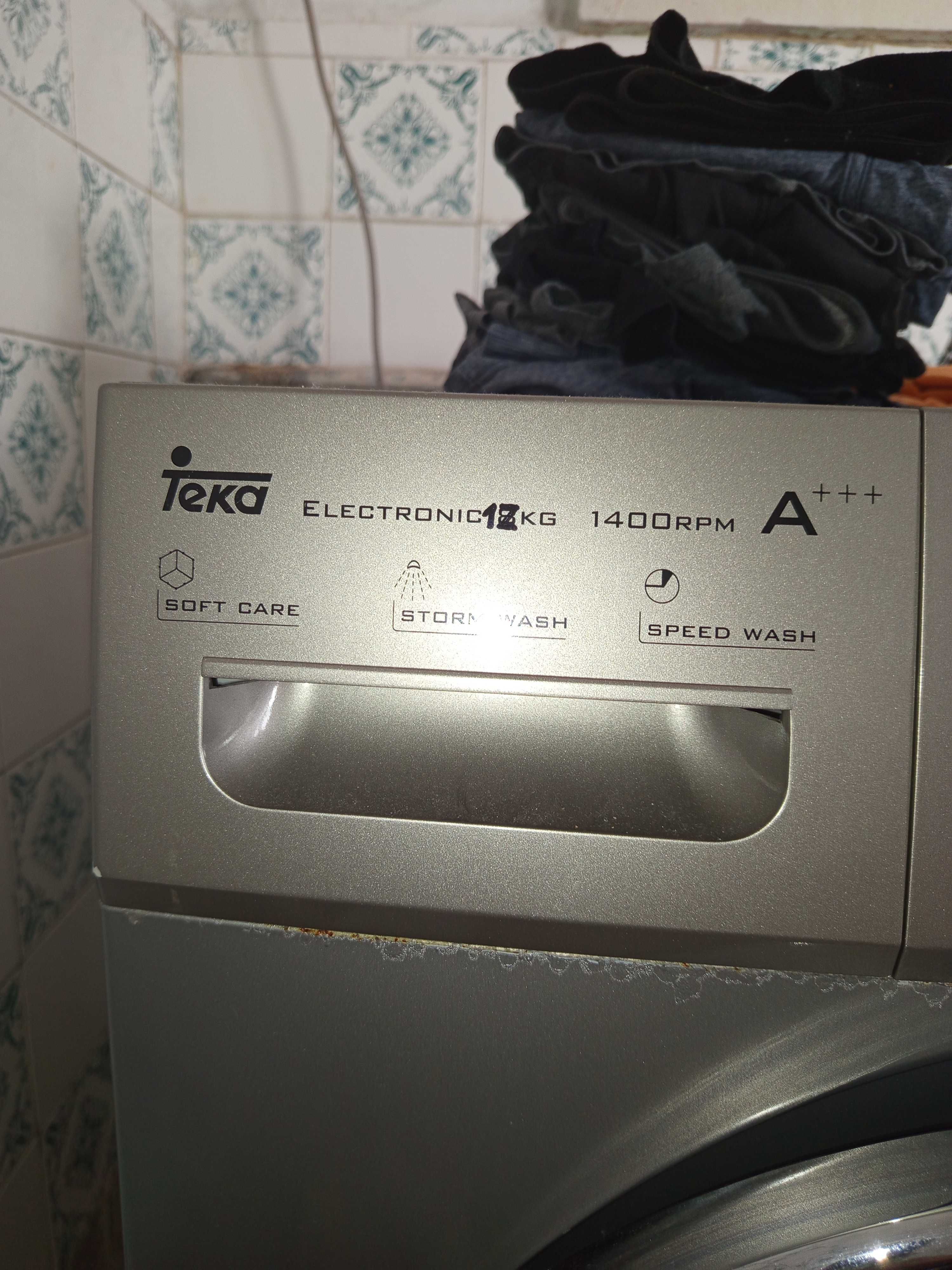 Máquina de lavar roupa TEKA 12KG