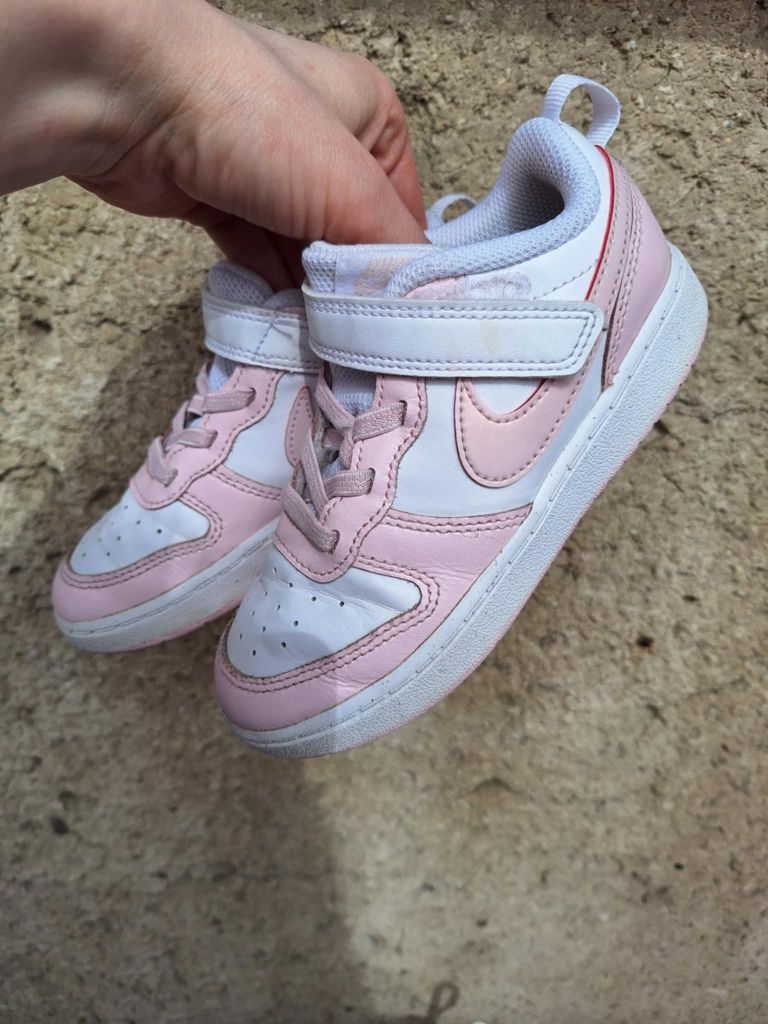 Nike Кросівки.  Кроссовки