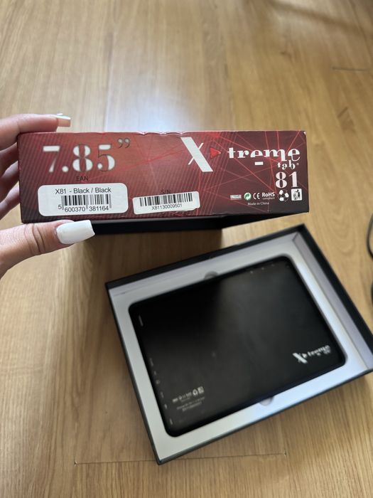 Tablet Xtreme Tab 81 (7.85”) – para peças ou reparar