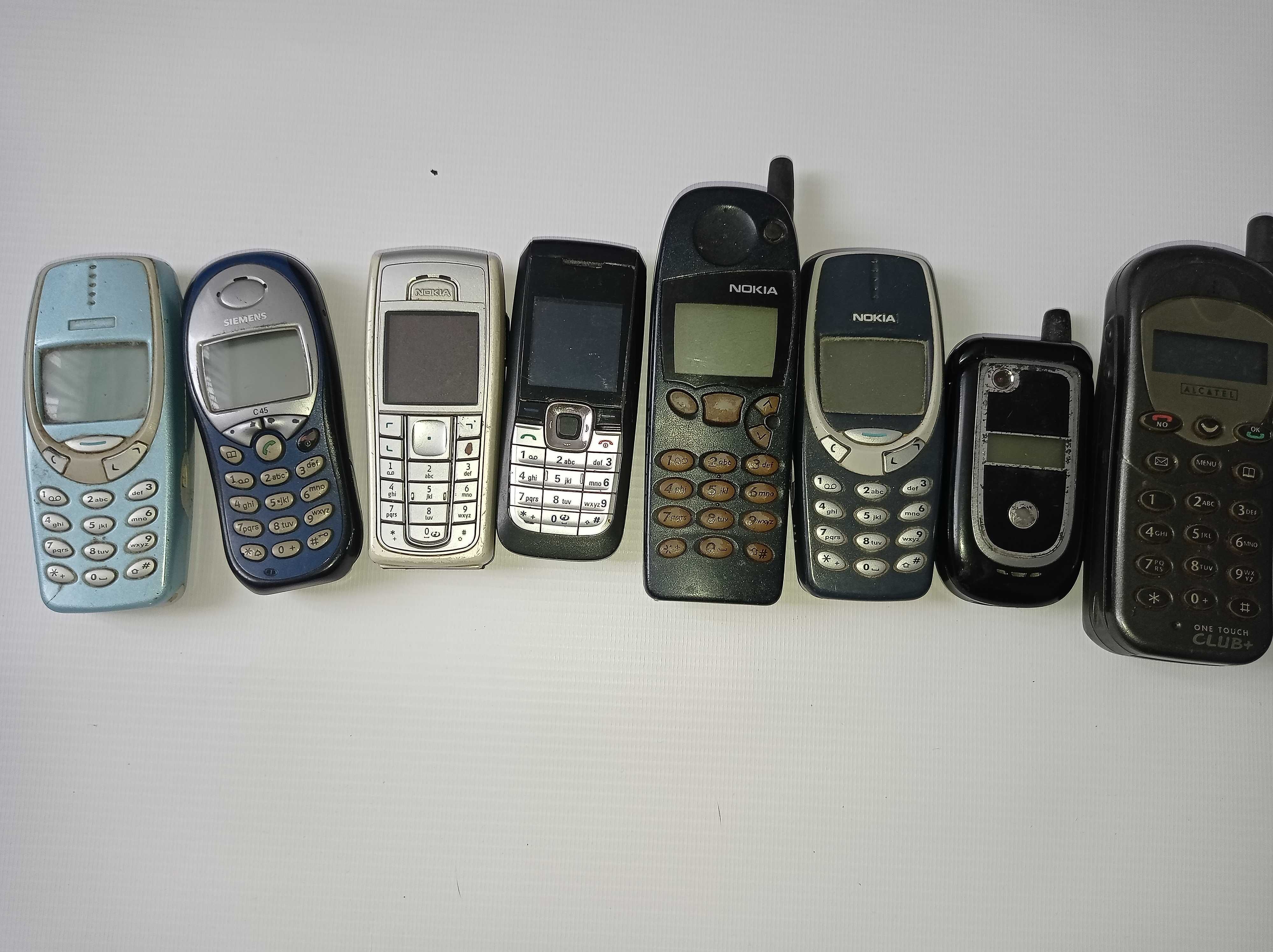 Stare telefony komórkowe - Nokia, Alcatel, Siemens, Motorola -9 sztuk.