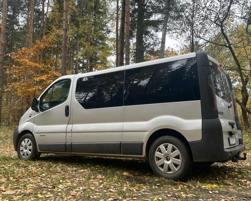 Renault Trafic 2.5dci long