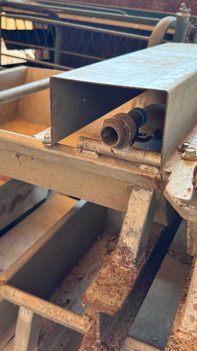dispensador de água para animais de fazenda