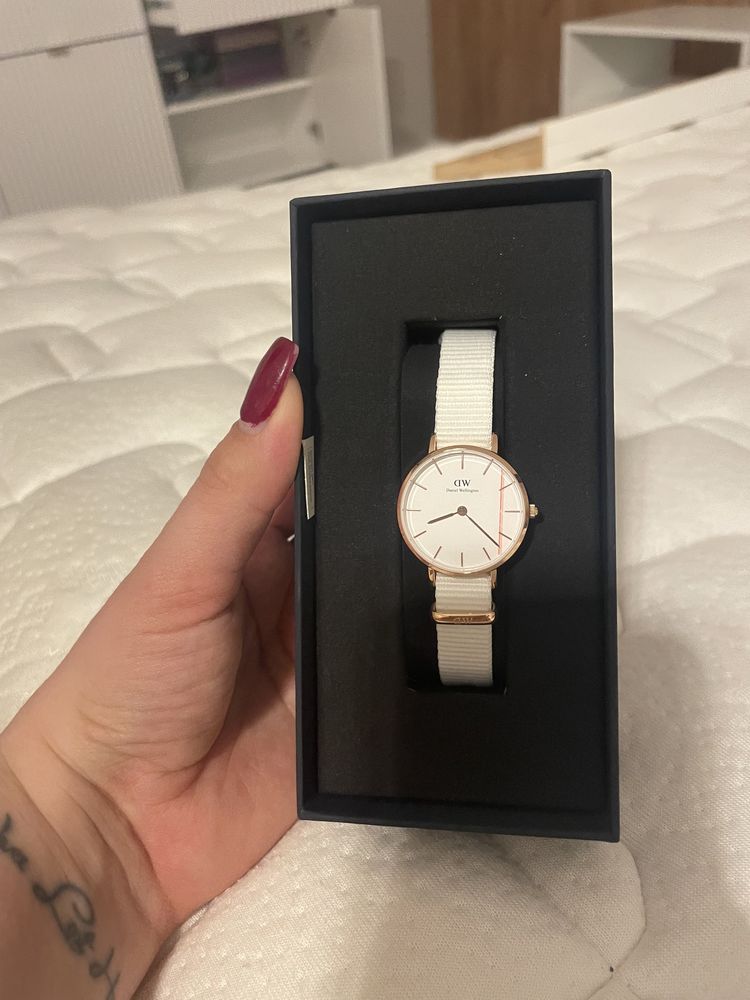 Zegarek damski Daniel Wellington 28m