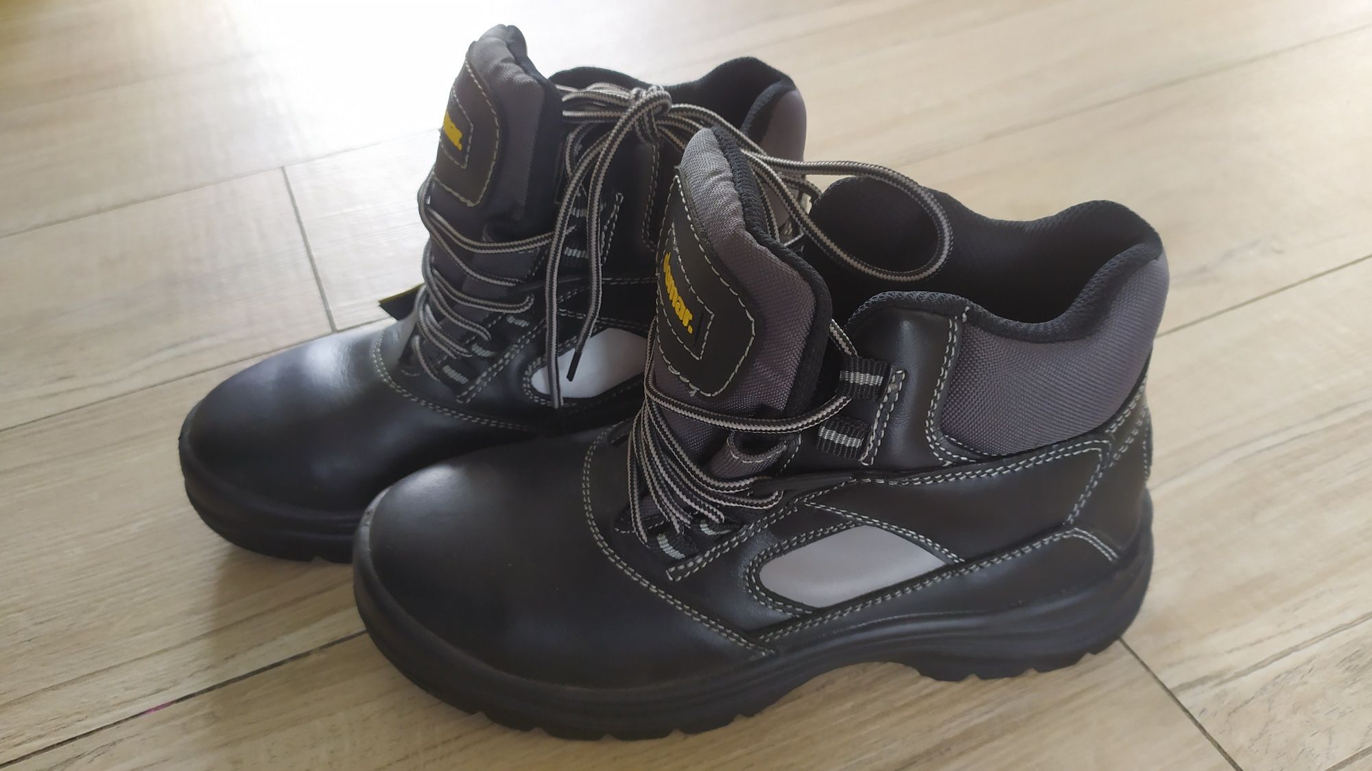 Nowe buty robocze Demar S3 SRC r.41 – stalowy nosek, antypoślizgowe