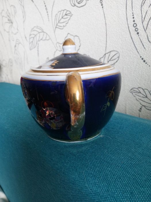 Чайник. Заварник. Яблоневый цвет. Полонное