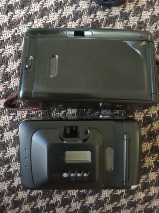 2 фотоаппарата за 180грн