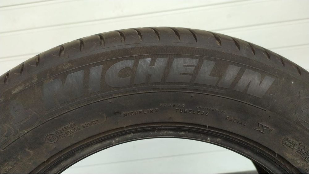 2 sztuki opony letnie 215/65/17 99V Michelin (OL54/O)