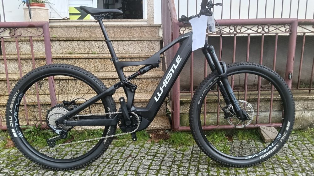 Bicicleta E-bike Whistle  B-Rush C8.2