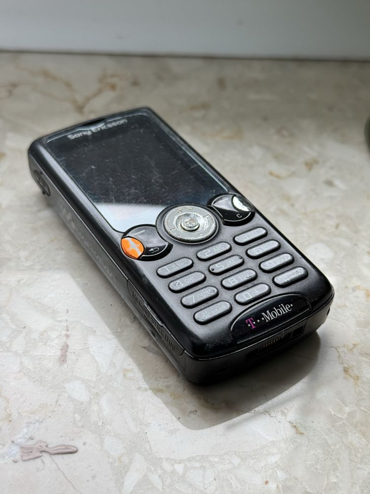 Sony Ericsson w810i - sprawny, simlock T-Mobile, klasyk walkman