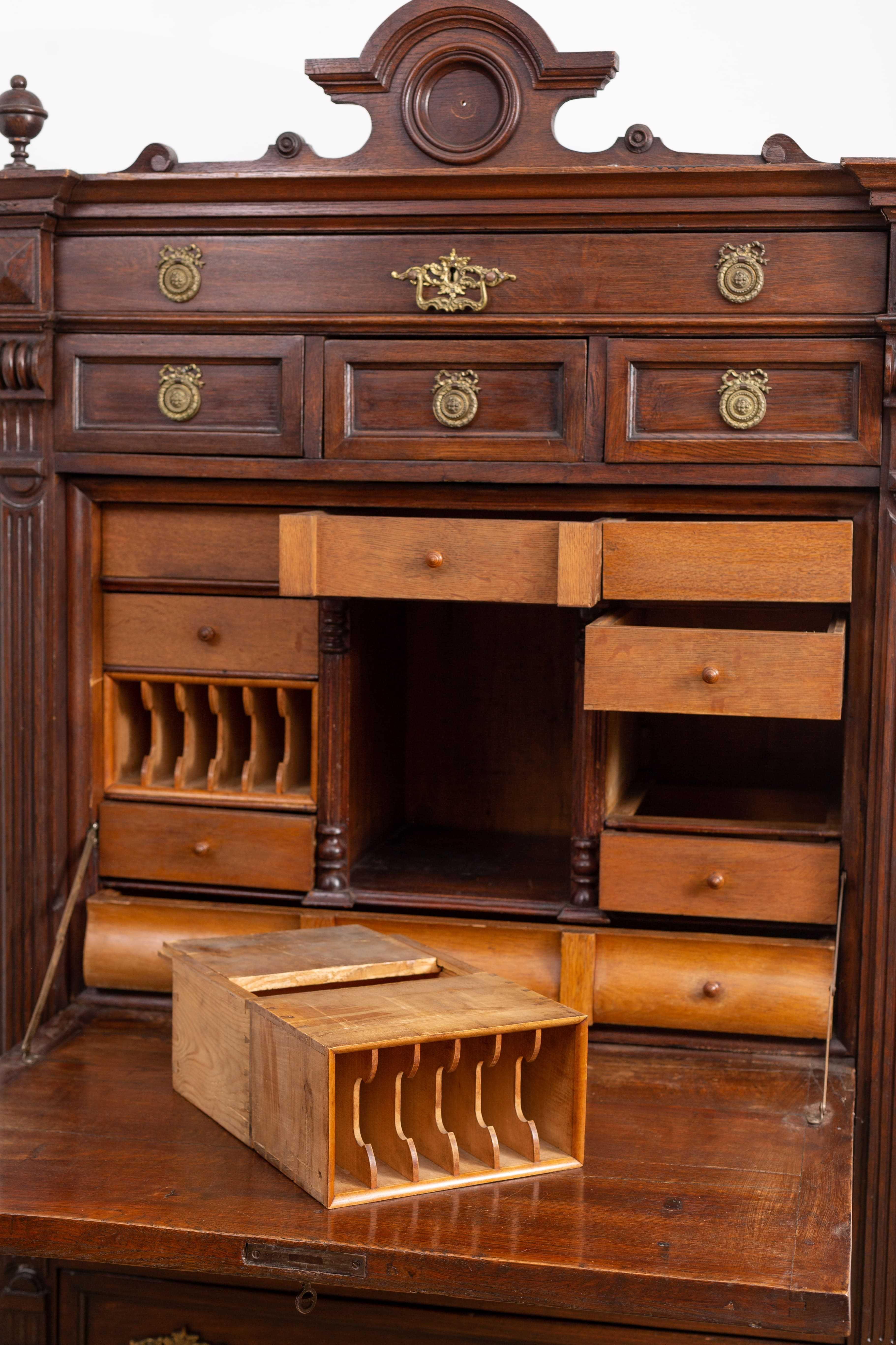 Biuro drewniane zdobione ukryte szuflady
