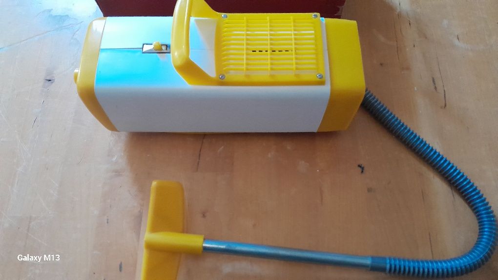 Aspirador brinquedo Osul 70's