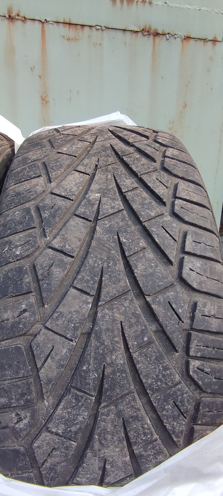 Шины GENERAL 265/50 R20