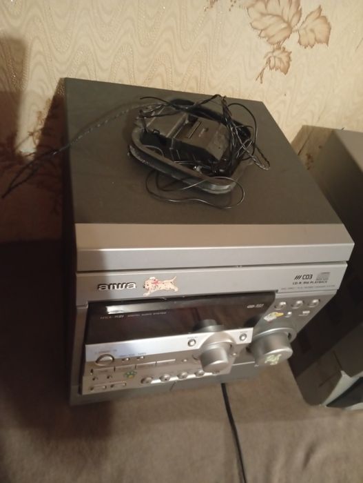 Продам музыкальный центр Aiwa  AUX