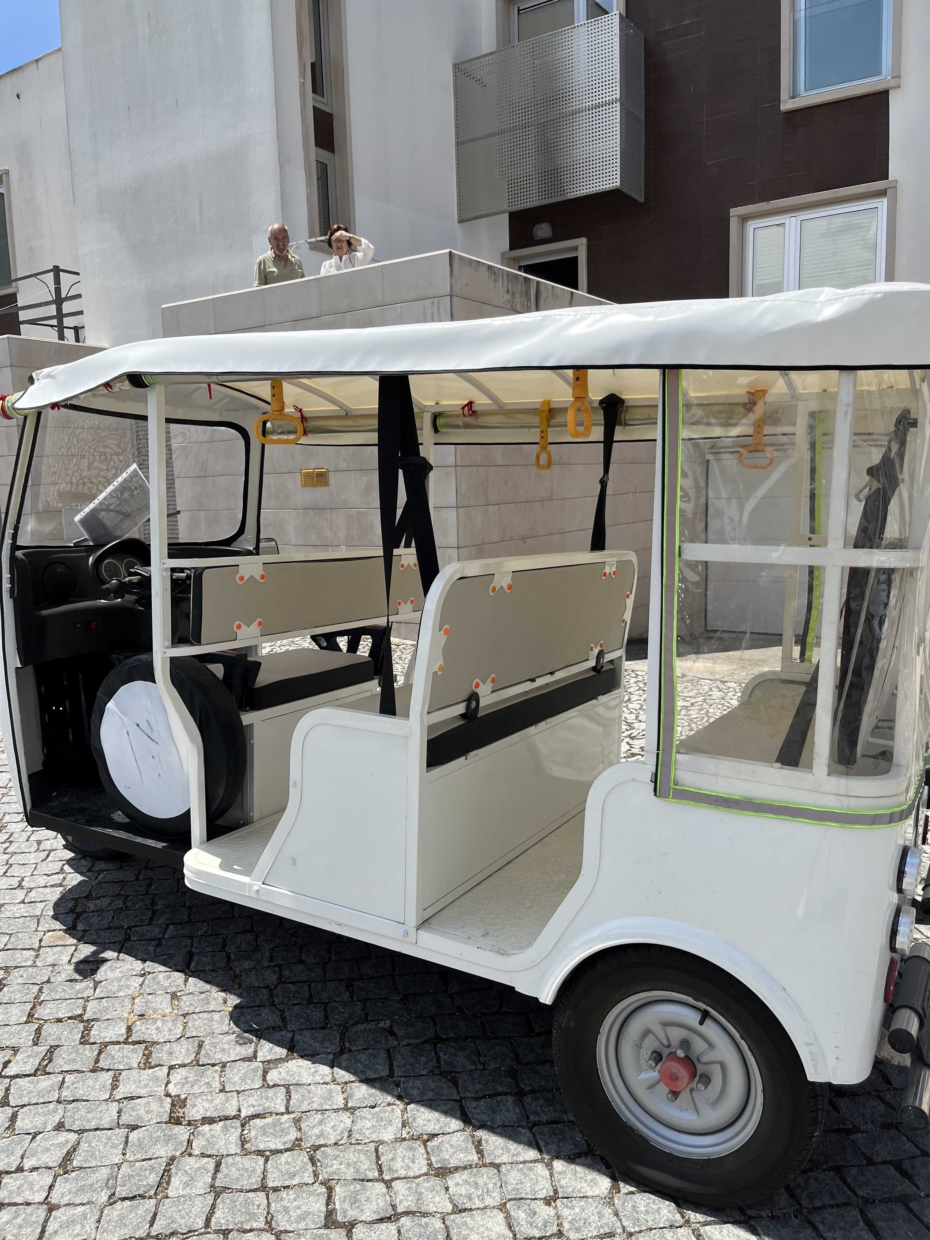 Tuk Tuk Elétrico 5 lugares-NOVO-Para Desocupar-Entrego em Todo o País