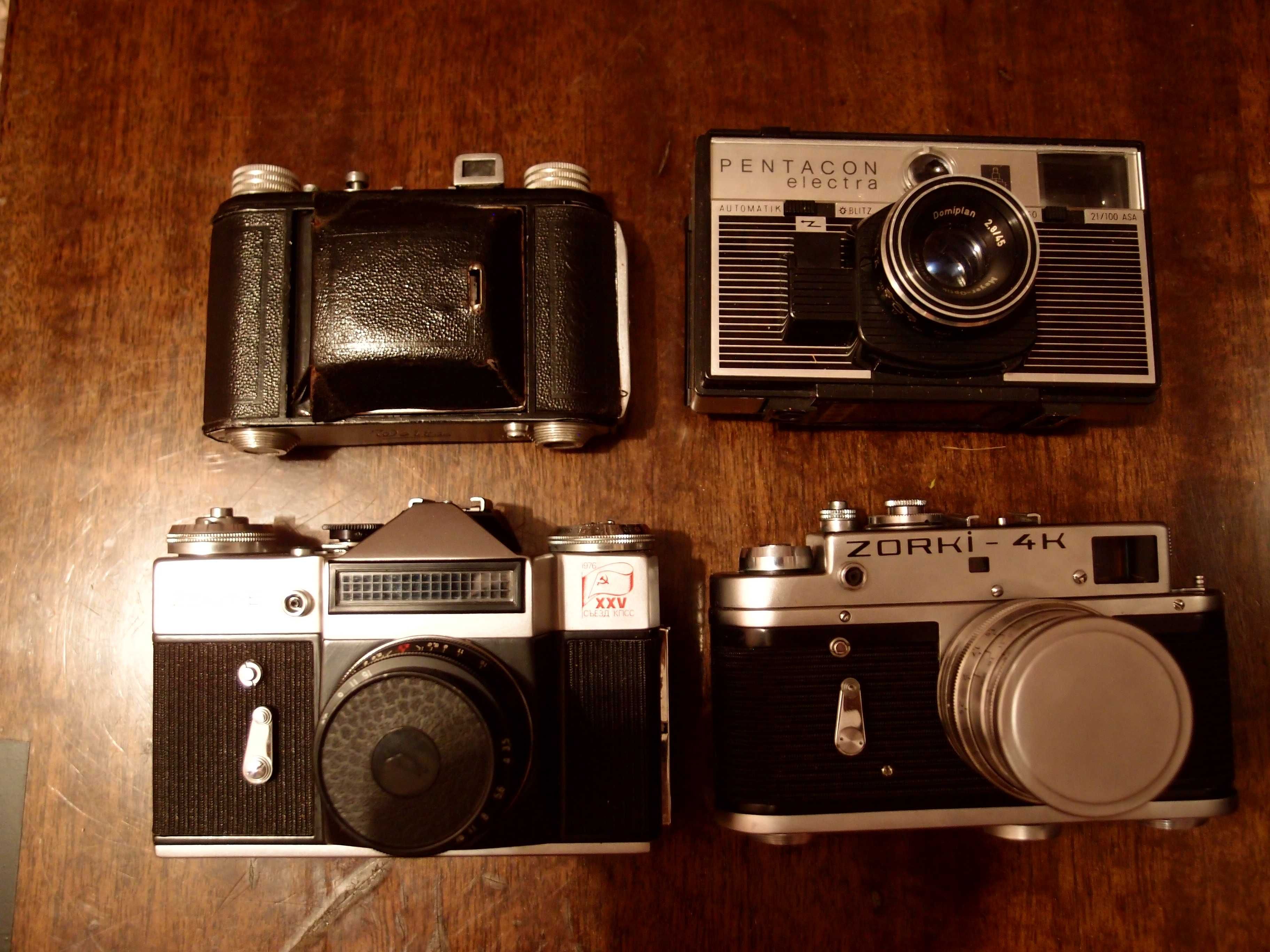 kolekcja starych aparatów z PRLu ZenitWeltaZorki PentaconAMI