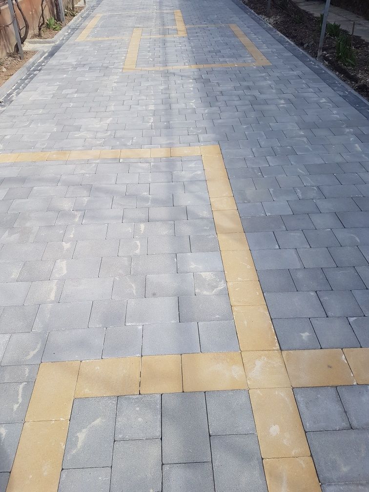 Укладка бруківки
