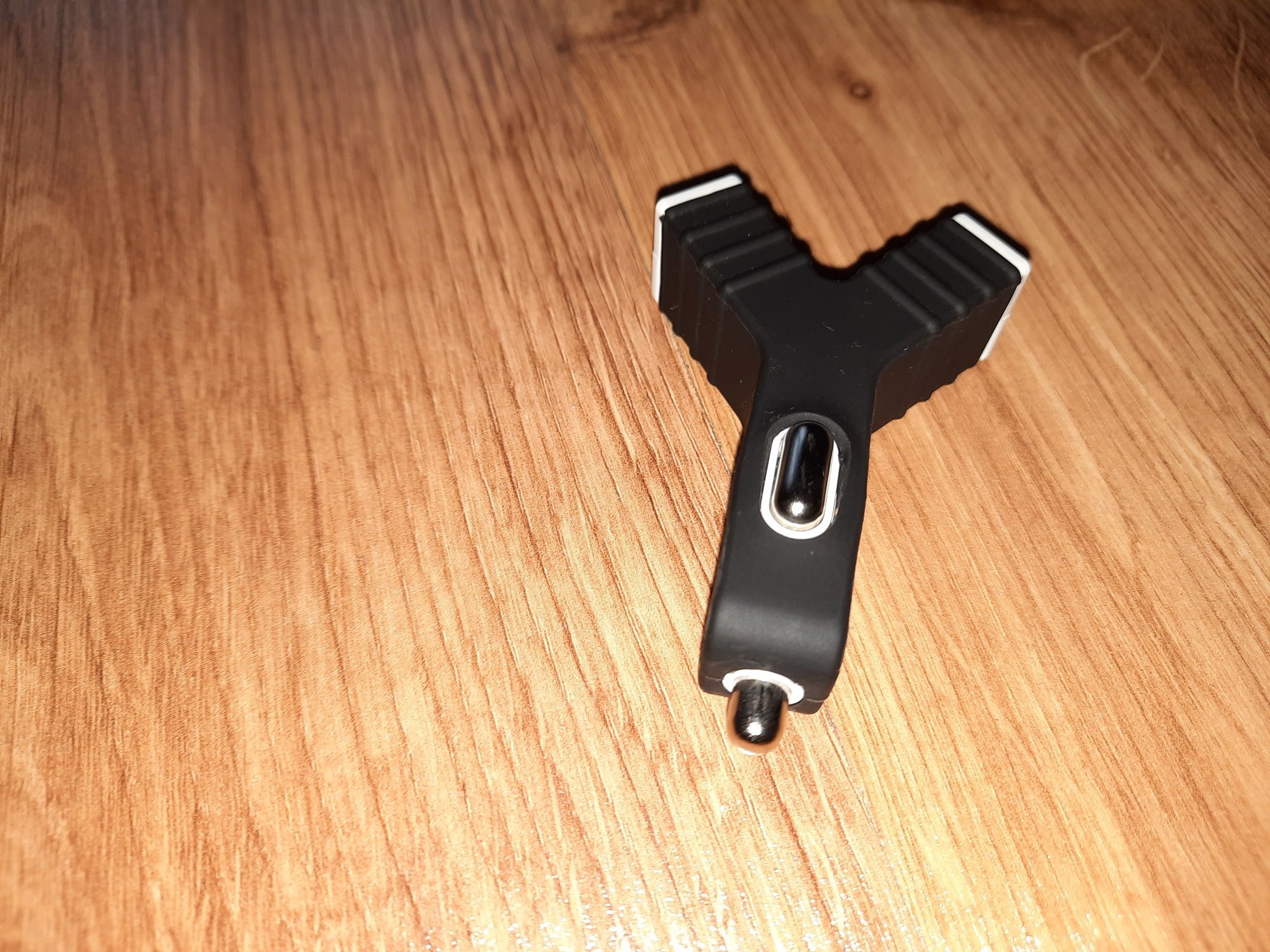 Ładowarka samochodowa 2xUSB