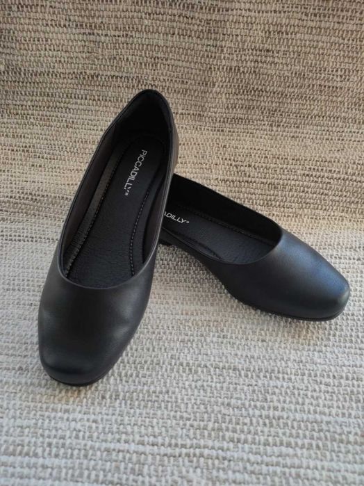 Sabrinas confortáveis pretas - Piccadilly, linha conforto