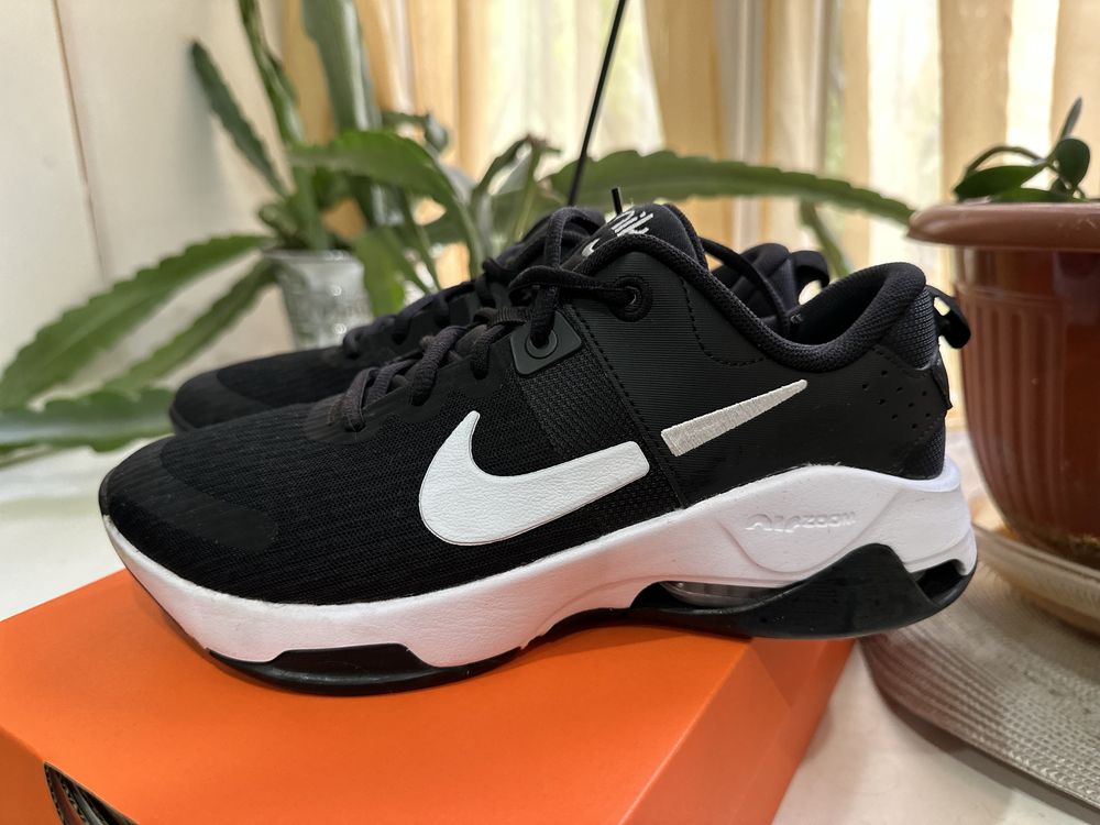 Кросівки Nike air zoom bella