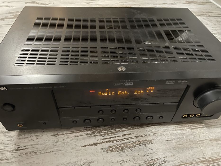 Amplituner Yamaha RX-V361