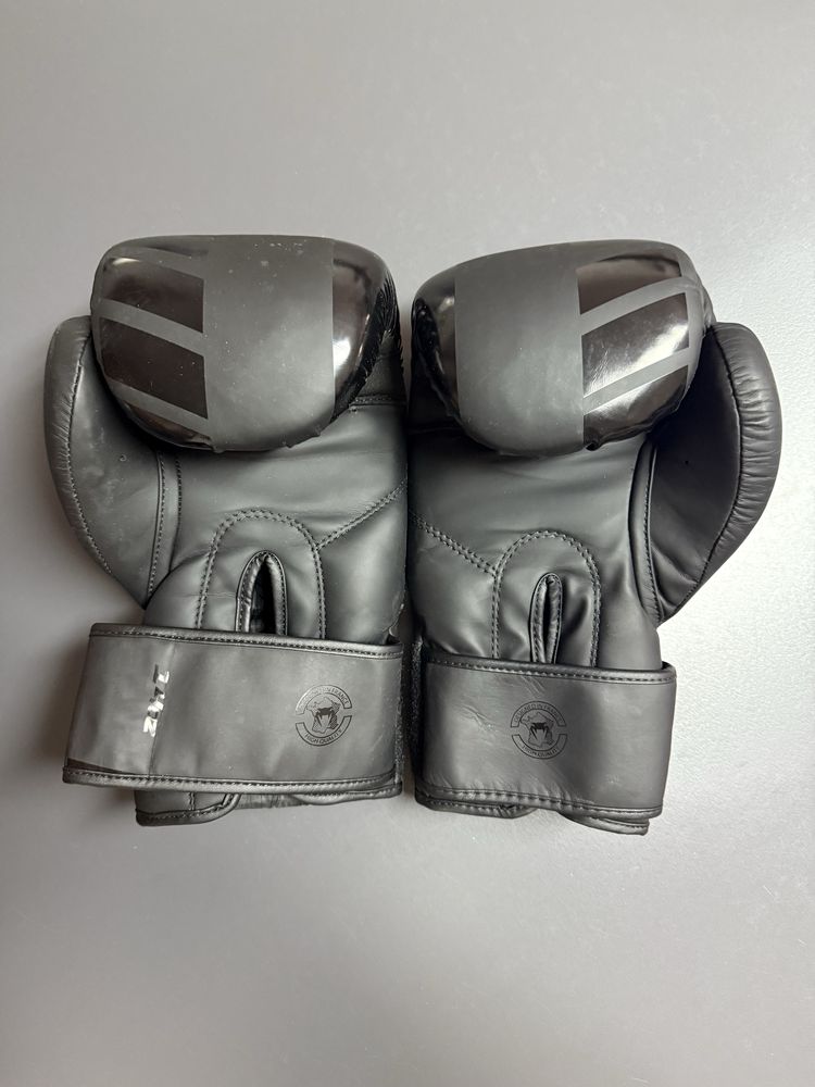 Luvas de Boxe Venum Challenger Preto