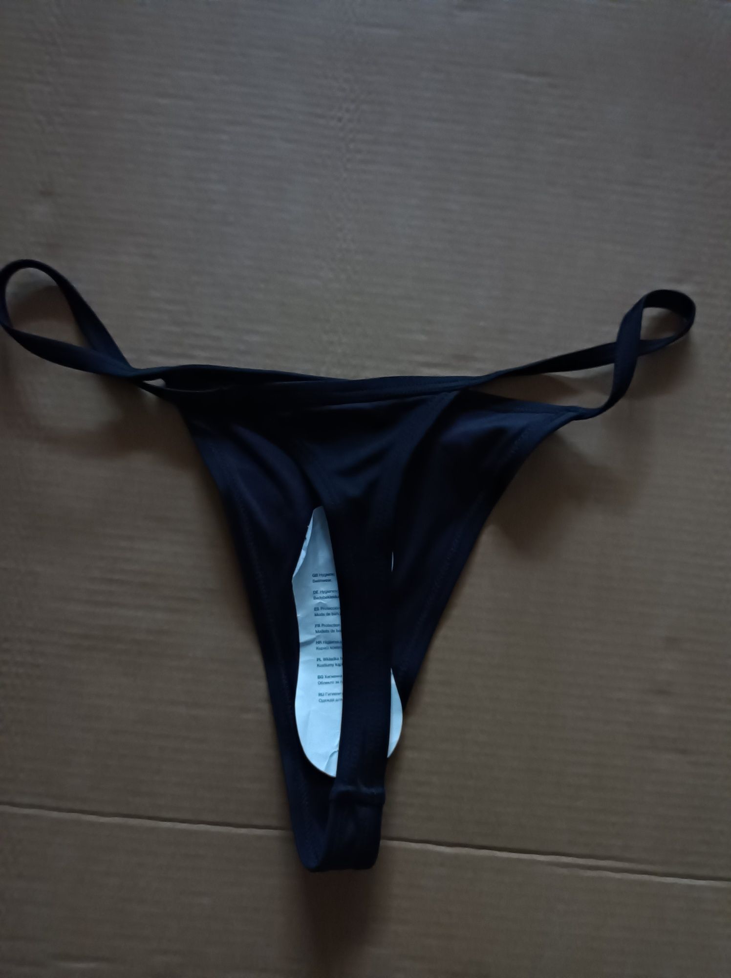Stringi nowe roz M
