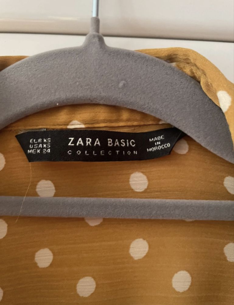 Satynowa koszula w grochy