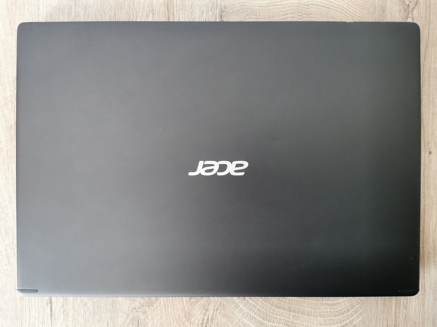 Acer aspire 5, Core I7 - 10510u, ram 32gb, MX 250, ssd 512 gb
