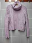 Fioletowy sweter z golfem Stradivarius S