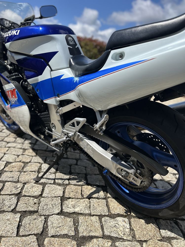 Suzuki Gsxr 750