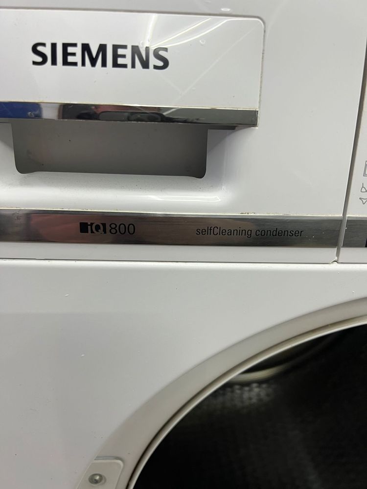 Сушка Siemens IQ800