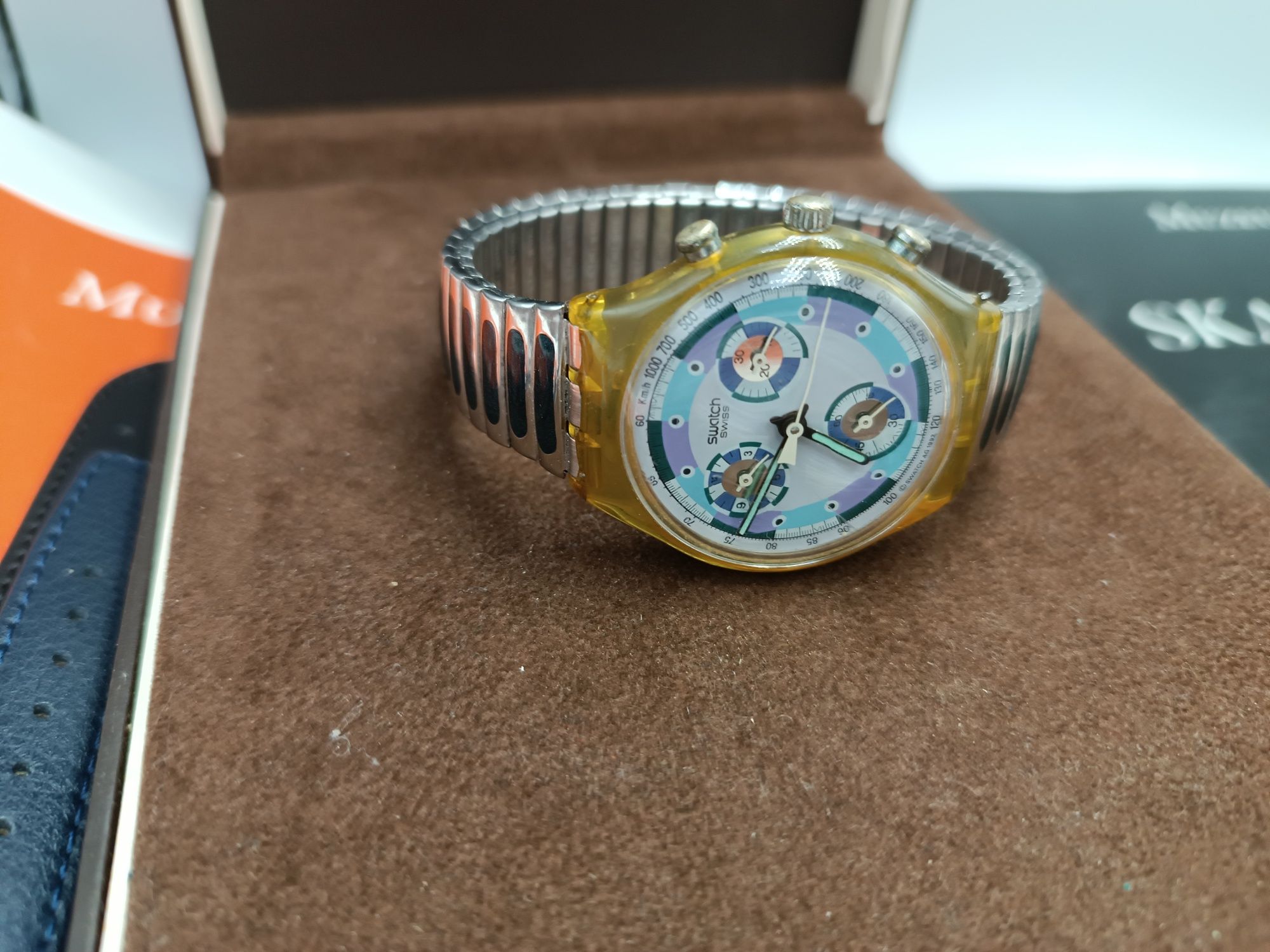 Zegarek damski Swatch Swiss quartz chronograf