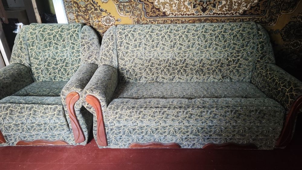 Комплект диван та 2 крісла ( розкладні)