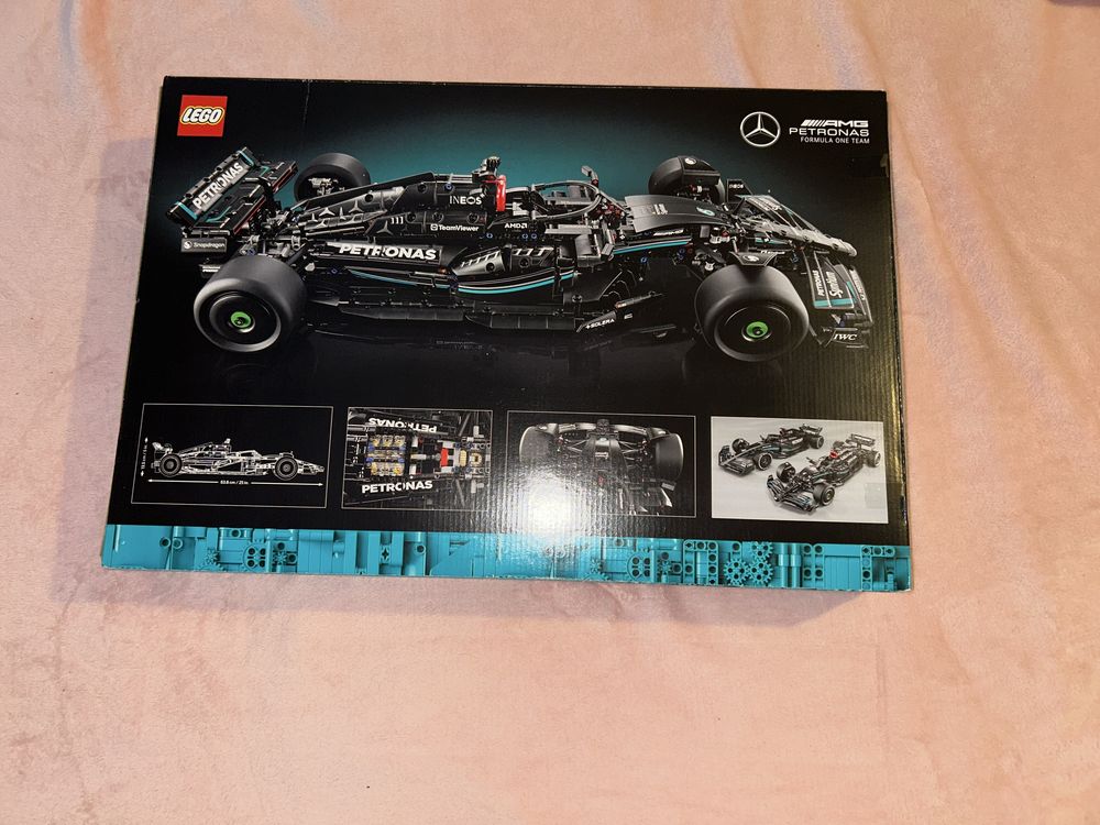 Lego mercedes AMG FORMULA ONE