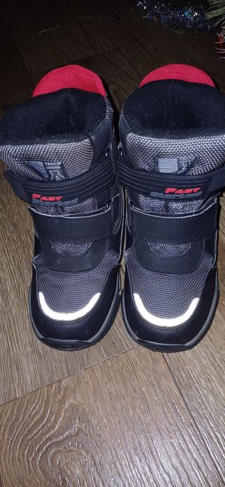 Дитяче зимове взуття