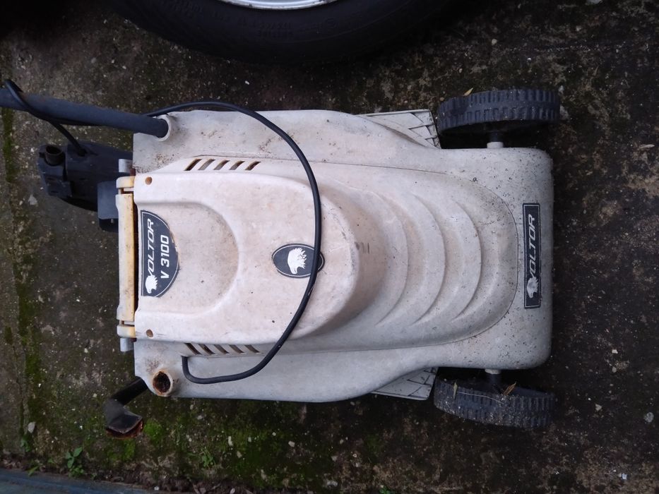 Corta relva para peças