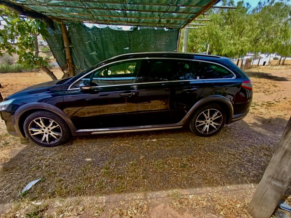 Peugeot 508 RXH Híbrido 200cv – 2014 | 220.492 km | Muito Bom Estado