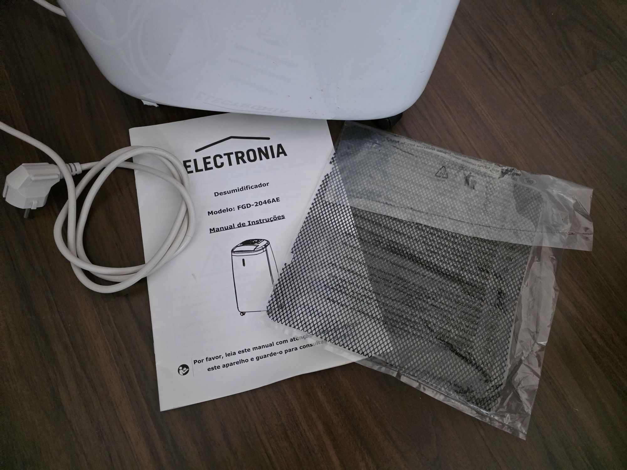 Desumidificador Eletronia 20 Lts FGD-2046AE