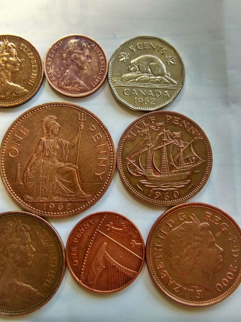 Королева Елизавета 2 на монетах мира.Англия.Австралия,НЗеландия,Канада