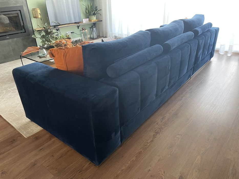 Sofá Laskasas veludo azul noite chaise longue